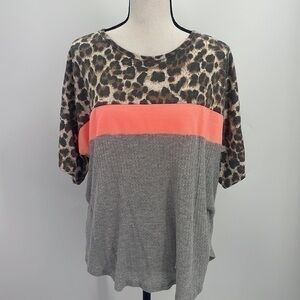 UEC 7th Ray long sleeve oversized t-shirt leopard striped medium